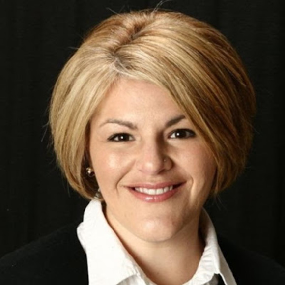 Meet your Posher, Holly - Picture 1 of 1